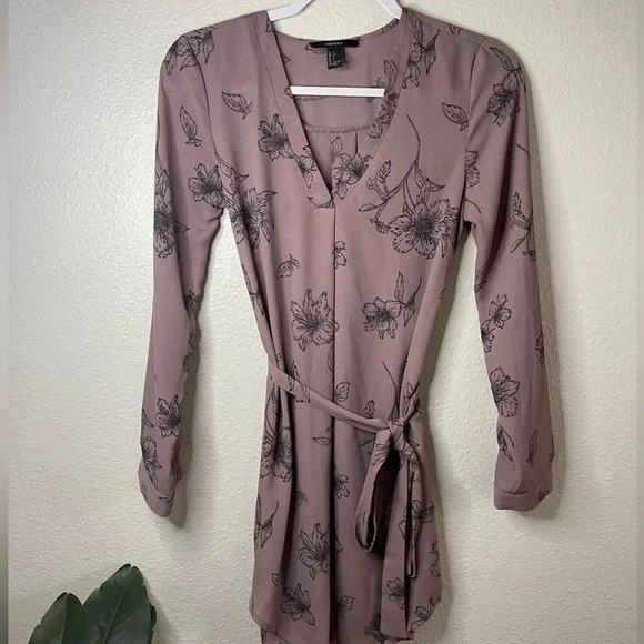 ☀️Forever 21 Floral Dress - Picture 5 of 5